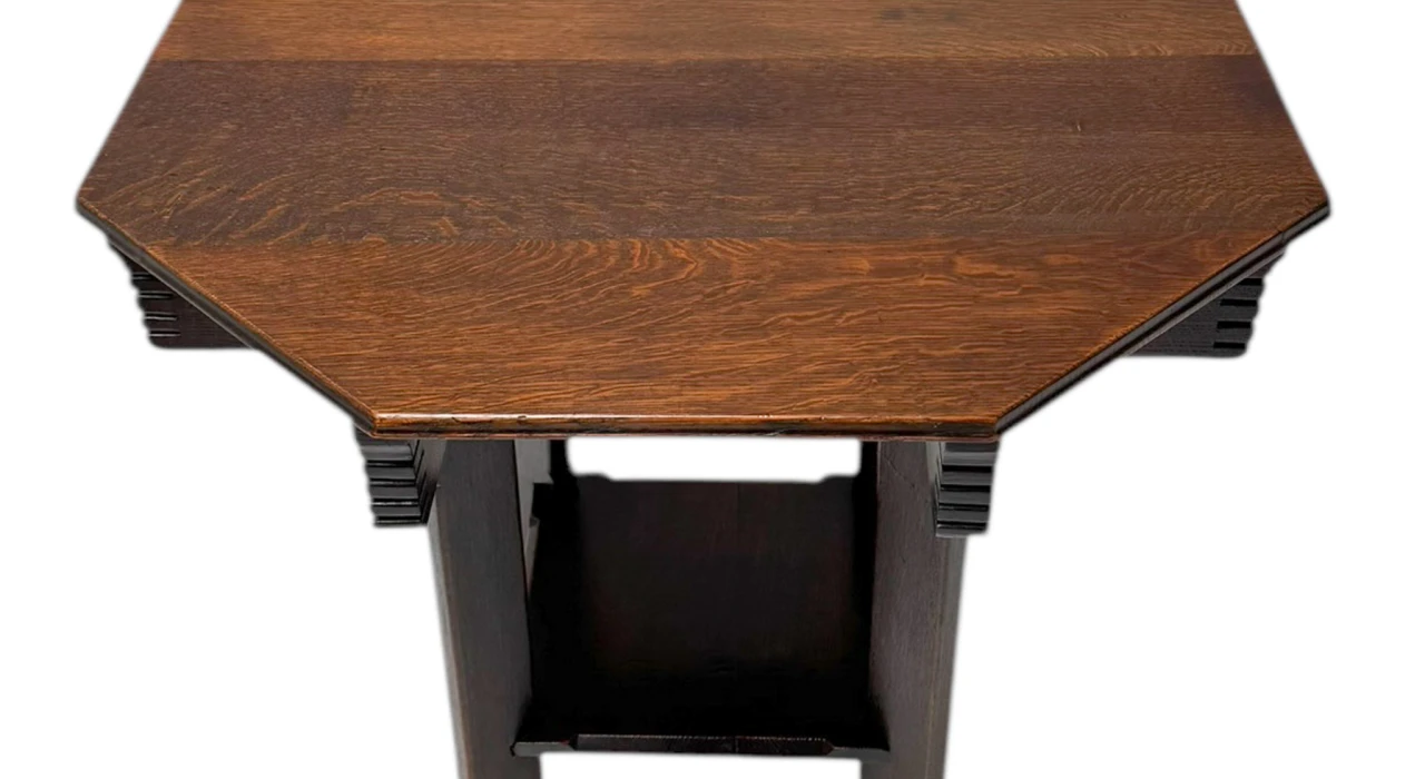 Arts & Crafts Art Nouveau Coffee Table, 1900s